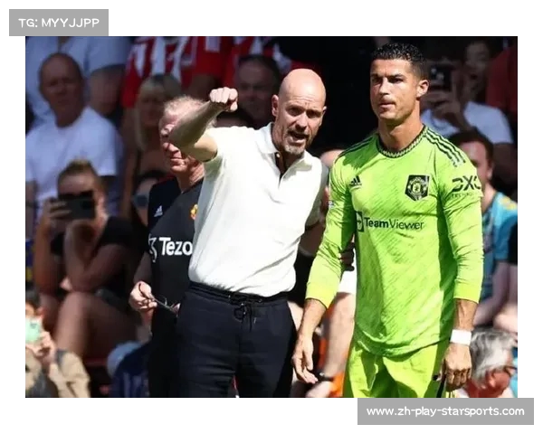 滕哈赫为何弃用瓦拉内更青睐马奎尔中心的真相解析 滕哈赫为何弃用瓦拉内更青睐马奎尔中心的真相解析